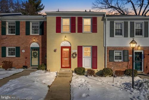 7745-7745 Tiverton Dr, SPRINGFIELD, VA, 22152-2021 | Card Image