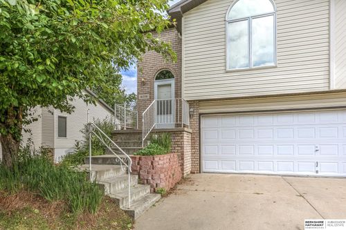 16556 Monroe St, Omaha, NE, 68135-2903 | Card Image