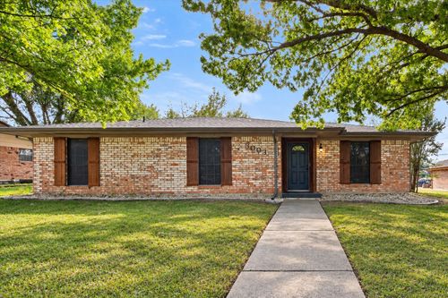 3003 Linda Dr, Ennis, TX, 75119-7623 | Card Image