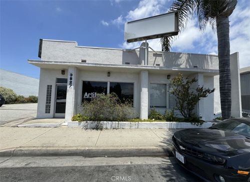 3827 W Rosecrans Ave, Hawthorne, CA, 90250-8017 | Card Image