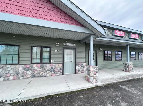 915 30th Ave, Fairbanks, AK, 99701-7577 | Card Image