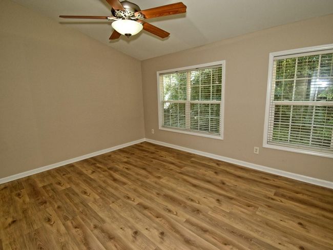 Photo #14 | Image 14