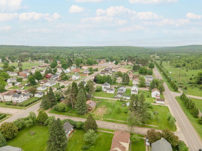 124 Berkshire Ave, House other with 2 bedrooms, 1 bathrooms and null parking in Caspian MI | Image 26