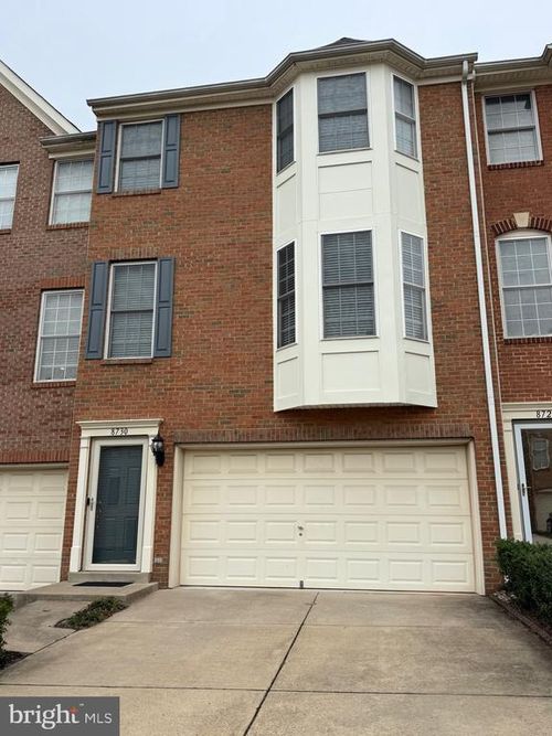 8730 Phipps Farm Way, MANASSAS, VA, 20109-4831 | Card Image