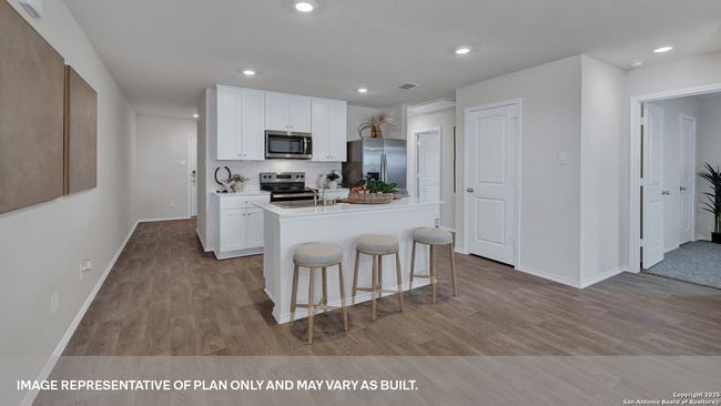 1001 Seedling Ln, House other with 4 bedrooms, 3 bathrooms and null parking in Seguin TX | Image 4