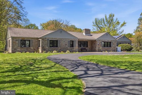 1105 Hillside Blvd, WILMINGTON, DE, 19803-4209 | Card Image