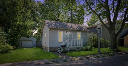 708 Walnut St, Urbana, IL, 61801-4246 | Card Image