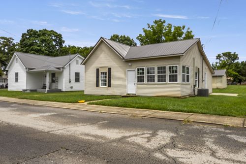 102 Hodges St N, Cowan, TN, 37318-3216 | Card Image