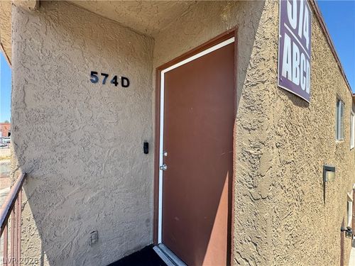 d-574 Roxella Ln, Las Vegas, NV, 89110-3347 | Card Image