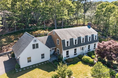7 Valley Rd, Brewster, MA, 02631-2729 | Card Image