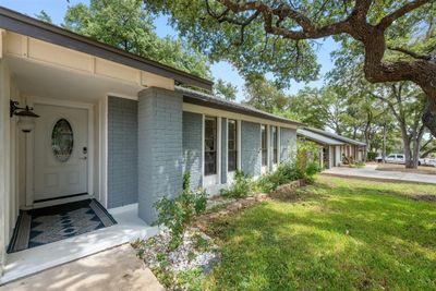 2714 Charlesworth Drive, House other with 3 bedrooms, 2 bathrooms and 2 parking in Austin TX | Image 3