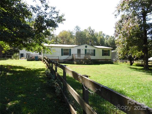5790 Mundy Rd, Denver, NC, 28037-6708 | Card Image