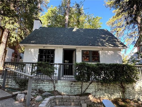 418 Forest Ln, Crestline, CA, 92325-9208 | Card Image