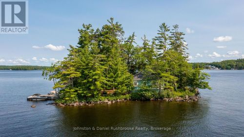 1000 Regatta Island W, Bracebridge (Monck (Bracebridge)), ON, P1L1W8 | Card Image