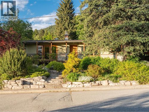 1921 Kootenay St, Nelson, BC, V1L1M5 | Card Image