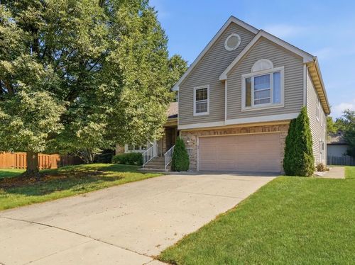 1173 N Clearwater Ct, Palatine, IL, 60067-1873 | Card Image