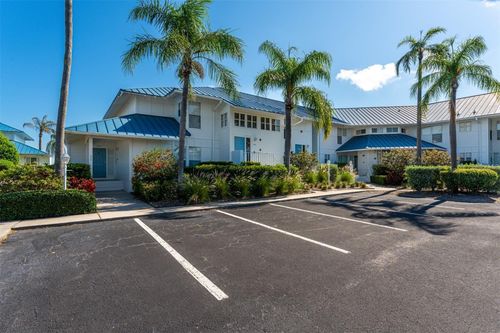923-923 Sandpiper Cir, Bradenton, FL, 34209-7334 | Card Image