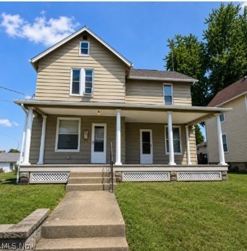 266 W Martin St, East Palestine, OH, 44413-1730 | Card Image