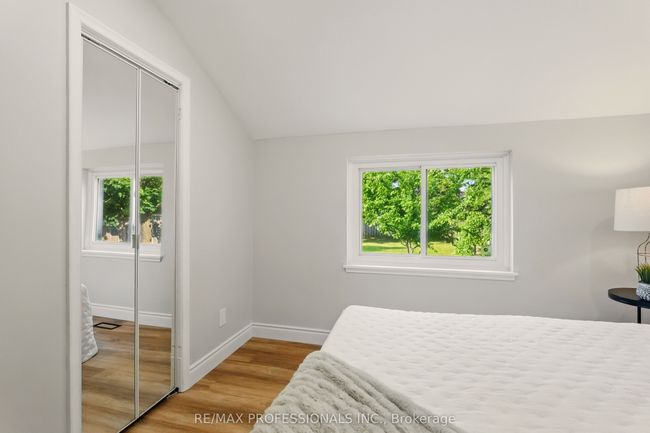 18 Weber Dr, House other with 3 bedrooms, 2 bathrooms and 3 parking in Georgetown ON | Image 23