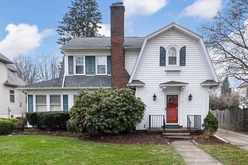 306 Shawnee Dr, Erie, PA, 16505-2432 | Card Image