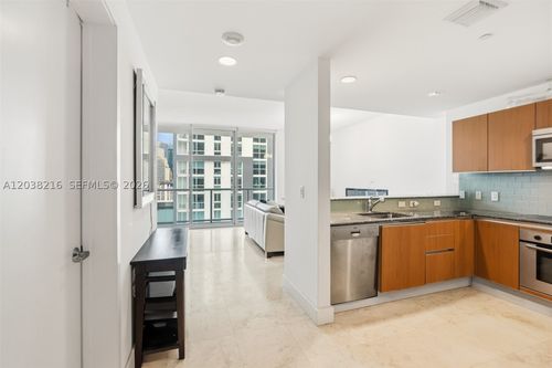 2112-1050 Brickell Ave, Miami, FL, 33131-3909 | Card Image