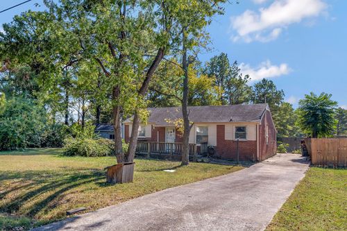 61 Lyle Ln, Nashville, TN, 37210-4730 | Card Image