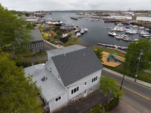 apt-3-74 E Main St, Gloucester, MA, 01930-3881 | Card Image