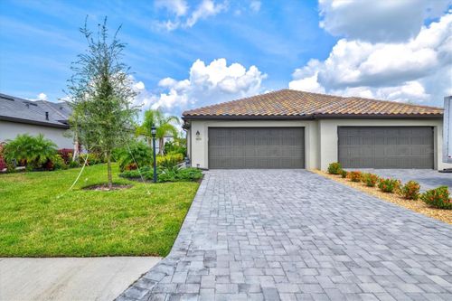 15519 Sunny Day Dr, BRADENTON, FL, 34211-1481 | Card Image