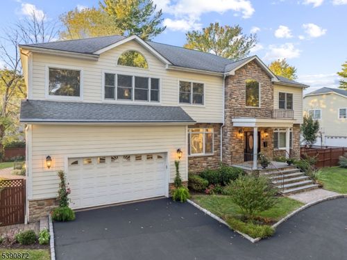 2269 Redwood Rd, Scotch Plains, NJ, 07076-2115 | Card Image