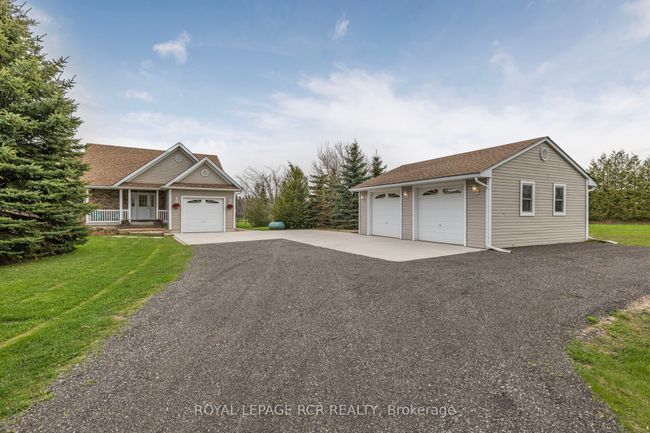 625440 Sideroad 15, House other with 4 bedrooms, 3 bathrooms and 10 parking in Mulmur ON | Image 4