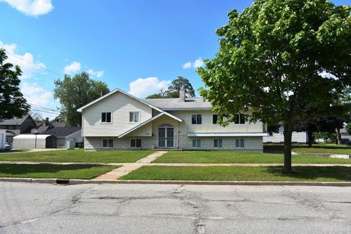 1400 S Third Avenue, Escanaba, MI, 49829 | Card Image