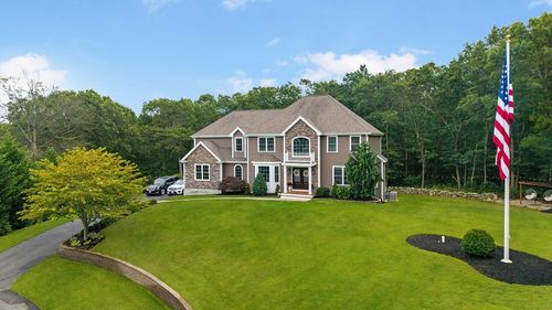 47 Devol Ave, Westport, MA, 02790-4740 | Card Image