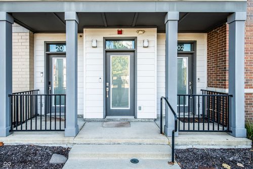 unit-101-727 N Illinois St, Indianapolis, IN, 46204-1457 | Card Image