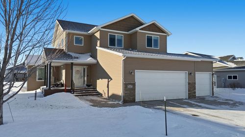717 35th Avenue E, West Fargo, ND, 58078 | Card Image