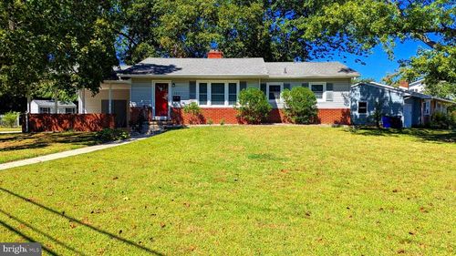 300 N Porter St, SEAFORD, DE, 19973-2412 | Card Image