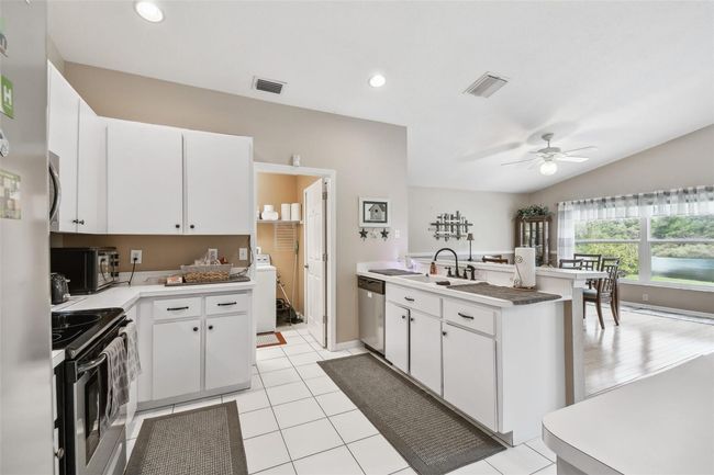 35536 Wickingham Ct, House other with 4 bedrooms, 2 bathrooms and null parking in ZEPHYRHILLS FL | Image 31