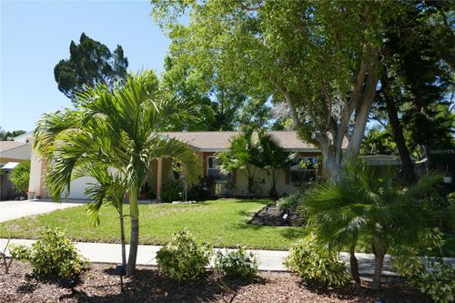 8176 129th Street N, SEMINOLE, FL, 33776 | Card Image