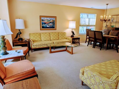 1 Morley Cir, Huntingtn Sta, NY, 11747-4821 | Card Image