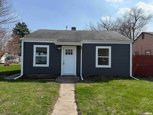 3125 Pearl Ave, Davenport, IA, 52802-2726 | Card Image