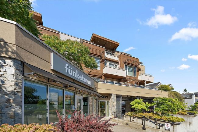 302 - 7161 West Saanich Rd, Condo with 2 bedrooms, 1 bathrooms and 1 parking in Central Saanich BC | Image 24