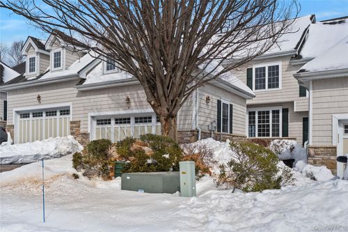 6 Turnberry Ct, Monroe, NY, 10950-5575 | Card Image