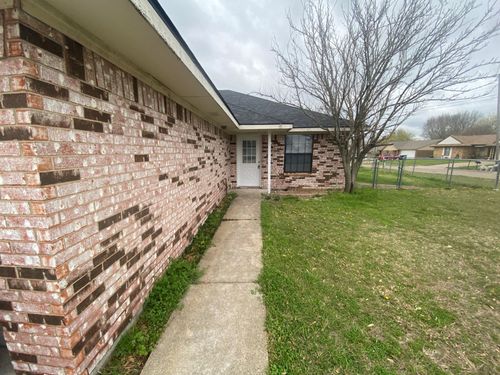 5415 Brookhollow Dr, Sachse, TX, 75048-4070 | Card Image