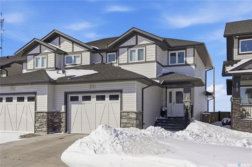 515 Maple Crescent, Warman, SK, S0K4S2 | Card Image