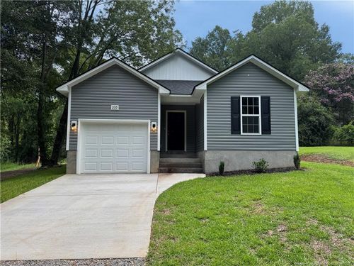 209 Robinson St, Rockingham, NC, 28379-3439 | Card Image
