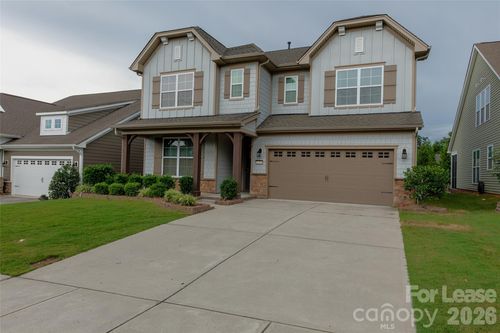 1310 Middlecrest Dr Nw, Concord, NC, 28027-2955 | Card Image