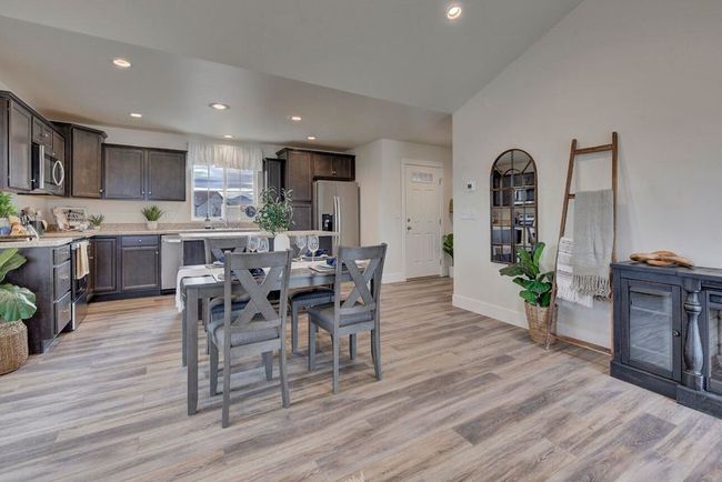 Photo of "like" home | Image 9