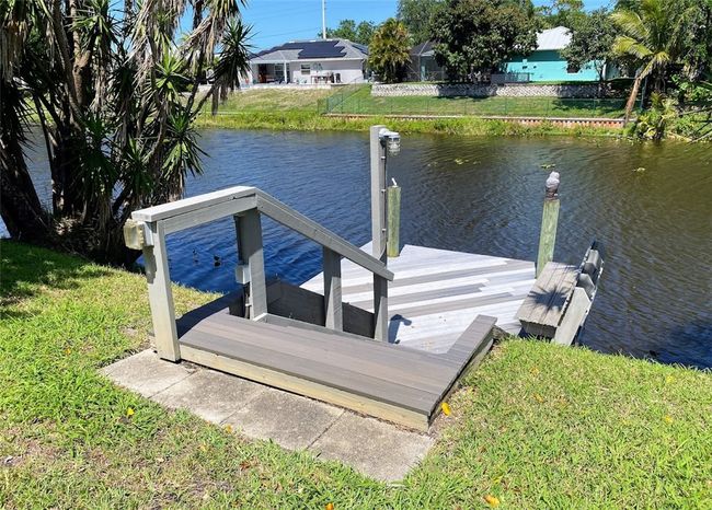 51 Joy Haven Dr, House other with 3 bedrooms, 2 bathrooms and null parking in SEBASTIAN FL | Image 28