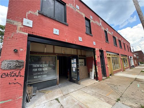 5335 Penn Ave, Pittsburgh, PA, 15224-1732 | Card Image