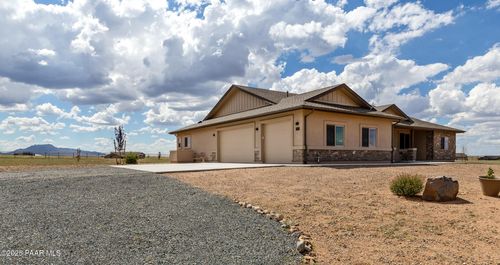 6688 E Kona Way, Prescott Valley, AZ, 86315-0240 | Card Image