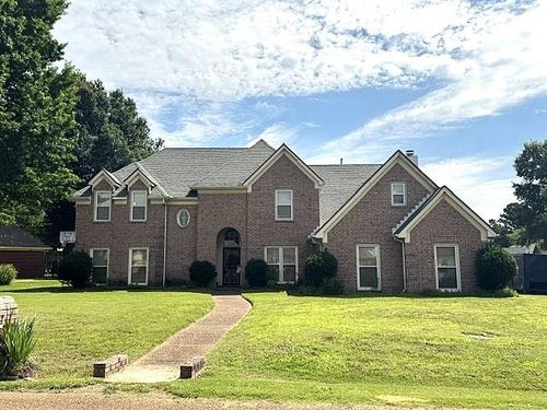 3376 Sara Woods Dr, Bartlett, TN, 38133-3868 | Card Image